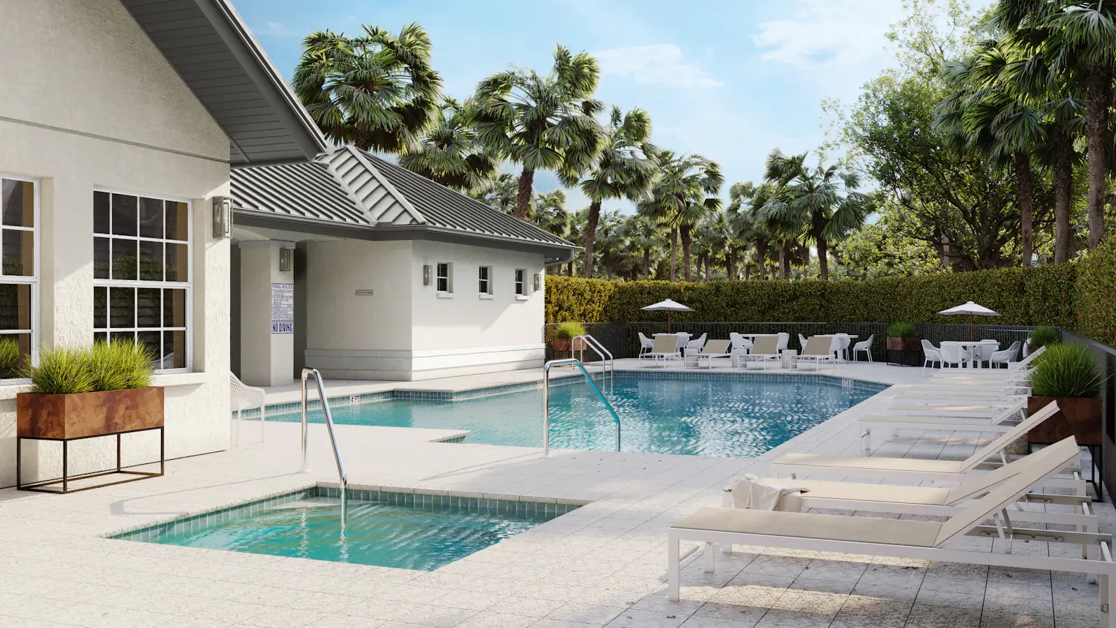 Piscina de resort com espreguiçadeiras
