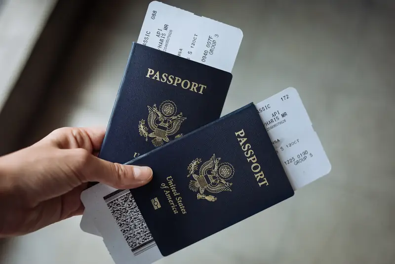 Passaportes com cartões de embarque